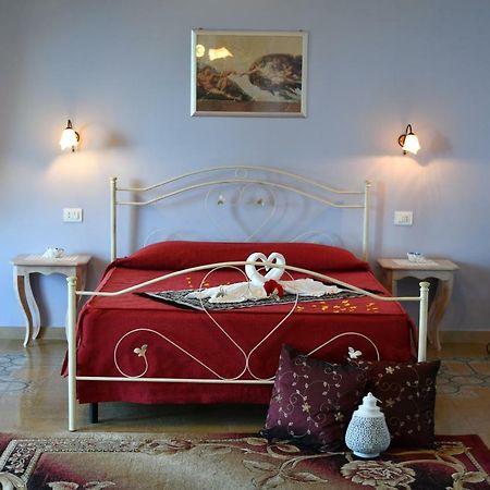 Casale Pettinato Hotel Pizzo  Eksteriør billede
